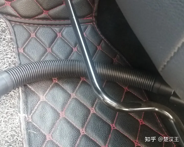 車載吸塵器的使用(圖19) 車載吸塵器的使用(圖19)