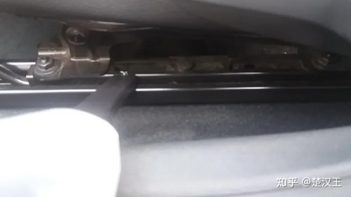 車載吸塵器的使用(圖23) 車載吸塵器的使用(圖23)