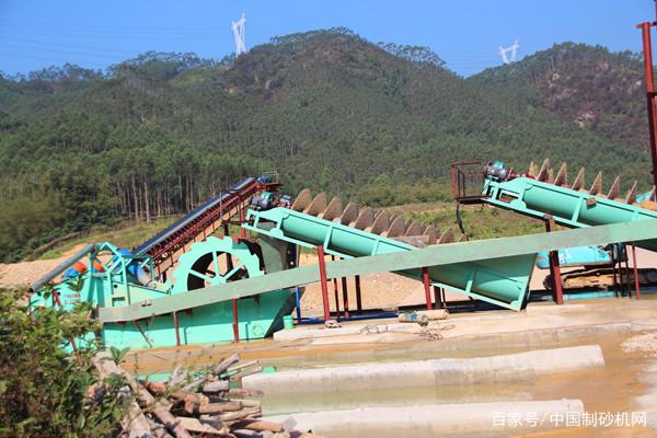 影響洗砂機(jī)價(jià)格的3個(gè)因素,都弄明白了才能不花冤枉錢(qián),太實(shí)用了(圖2) 影響洗砂機(jī)價(jià)格的3個(gè)因素,都弄明白了才能不花冤枉錢(qián),太實(shí)用了(圖2)