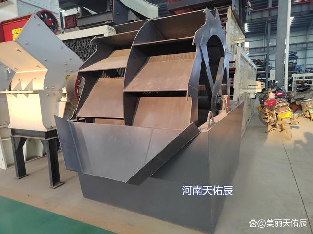 水洗砂設(shè)備輪斗洗砂機(jī)洗沙機(jī)多少錢一臺(tái)雙葉輪洗沙機(jī)器價(jià)格(圖3) 水洗砂設(shè)備輪斗洗砂機(jī)洗沙機(jī)多少錢一臺(tái)雙葉輪洗沙機(jī)器價(jià)格(圖3)