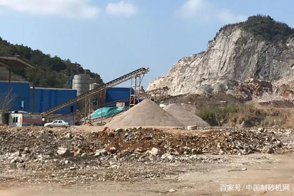 沙場利潤屢創新高,河卵石制砂機是如何成為“新寵”的?(圖2) 沙場利潤屢創新高,河卵石制砂機是如何成為“新寵”的?(圖2)