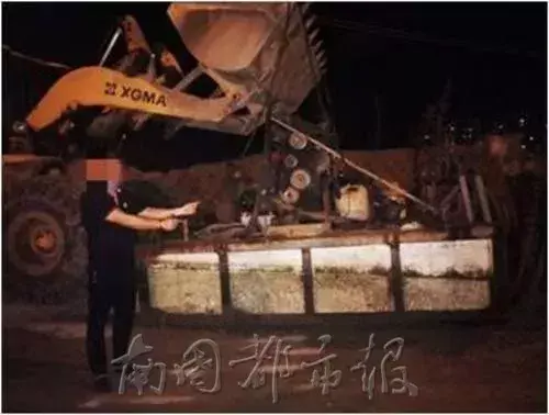 “不買我的砂就打死你!”海南這11個“砂霸”因涉黑涉惡覆滅(圖1) “不買我的砂就打死你!”海南這11個“砂霸”因涉黑涉惡覆滅(圖1)