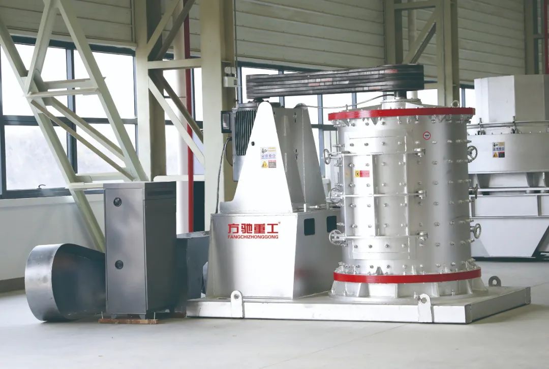 河沙沒了就用機(jī)制砂吧！方馳重工移動制砂機(jī)了解一下！(圖5)