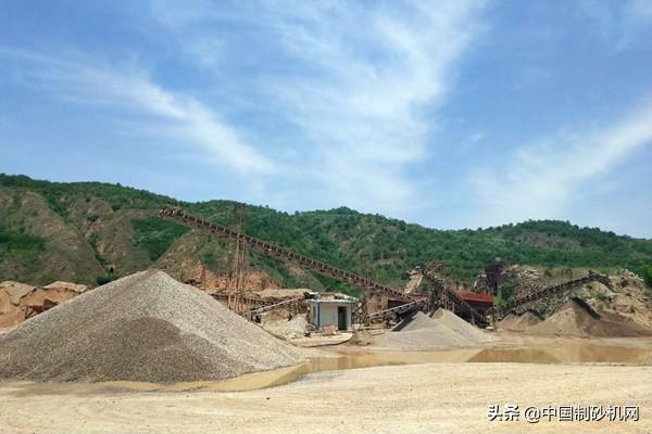 礦用破碎機(jī)的應(yīng)用和發(fā)展前景怎么樣?有哪些常見(jiàn)的型號(hào)?(圖1) 礦用破碎機(jī)的應(yīng)用和發(fā)展前景怎么樣?有哪些常見(jiàn)的型號(hào)?(圖1)