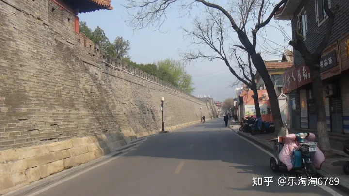 泰安：它是“皇城根里第一條街”，是泰安最繁華老街之一，如今還殘存些許影子，現(xiàn)卻幾無人知！(圖1)