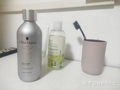 控油洗發(fā)水哪個(gè)牌子好|十款口碑爆棚的無(wú)硅油洗發(fā)水推薦,拯救“油頭星人”(圖26) 控油洗發(fā)水哪個(gè)牌子好|十款口碑爆棚的無(wú)硅油洗發(fā)水推薦,拯救“油頭星人”(圖26)