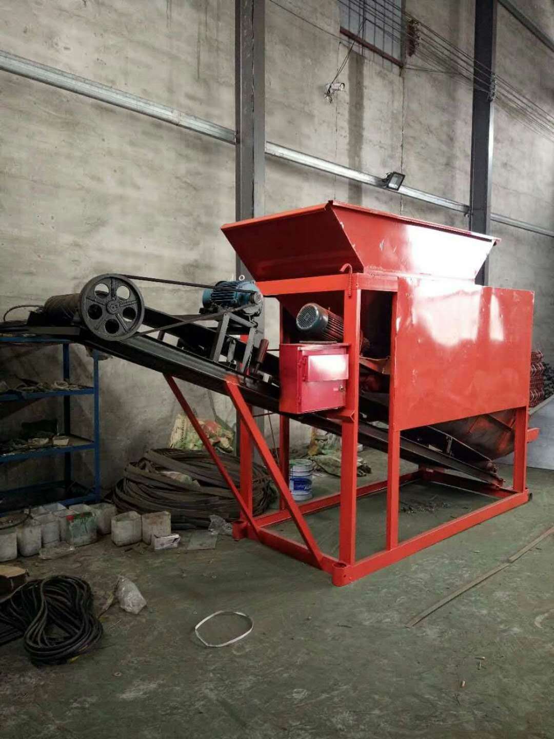 為啥20型篩沙機用的人相對多一些，價格便宜，產量也不低(圖2)