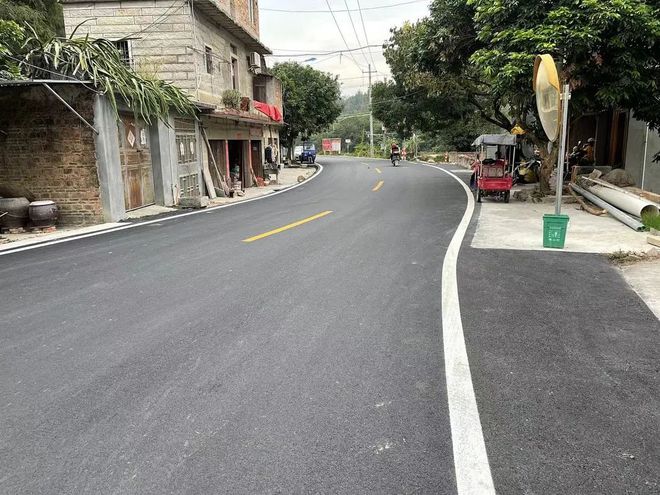 投資250多萬元！惠安這個村：鄉村道路“白改黑”鄉村振興“添新顏”(圖5)