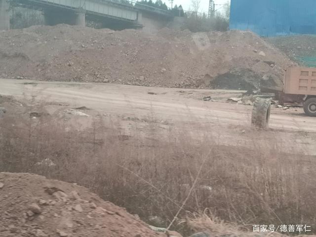 三門峽市好陽河陽店鎮段，兩家洗砂場非法長期占用河道，非法采砂(圖2)