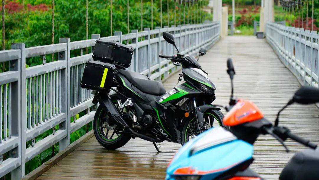 12680元起嘉陵CoCoSVR180運(yùn)動(dòng)彎梁售價(jià)公布?！同場CoCo機(jī)車品牌正式發(fā)布！(圖26)