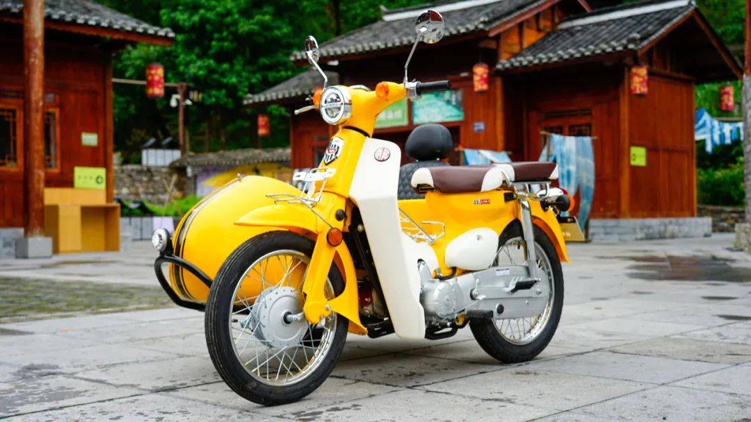 12680元起嘉陵CoCoSVR180運(yùn)動(dòng)彎梁售價(jià)公布?！同場CoCo機(jī)車品牌正式發(fā)布！(圖42)