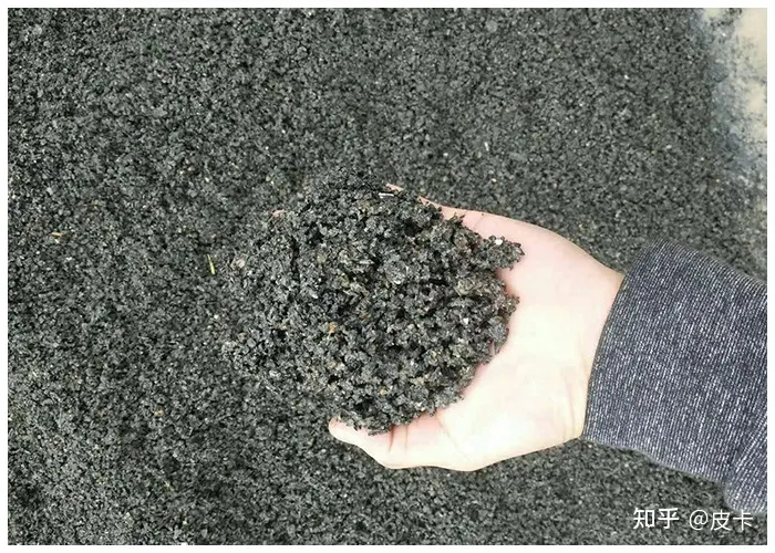 制砂機(jī)出料含粉量過大是什么原因？怎么解決？(圖1)