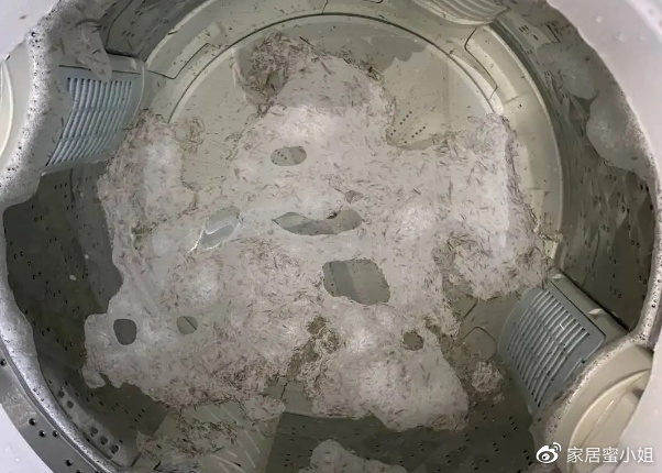 洗衣機太臟怎么辦？不用花錢找人清理，簡單3步自己就能搞定(圖3)